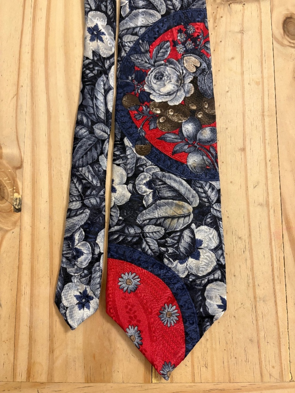 Vintage Oscar de la Renta Silk Tie Floral Couture Collection 3.75” Blue Red
